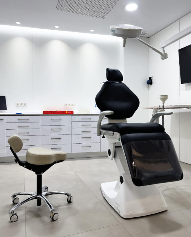 gabinet implant clinic 2025